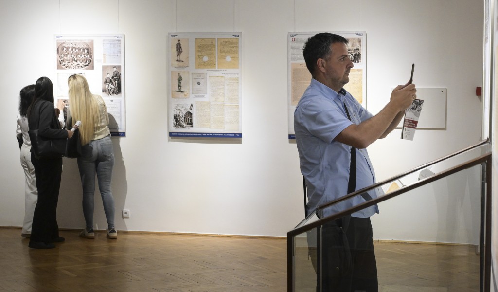 Стручно вођење кроз изложбу „Ратови за независност Кнежевине Србије 1876–1878.”
