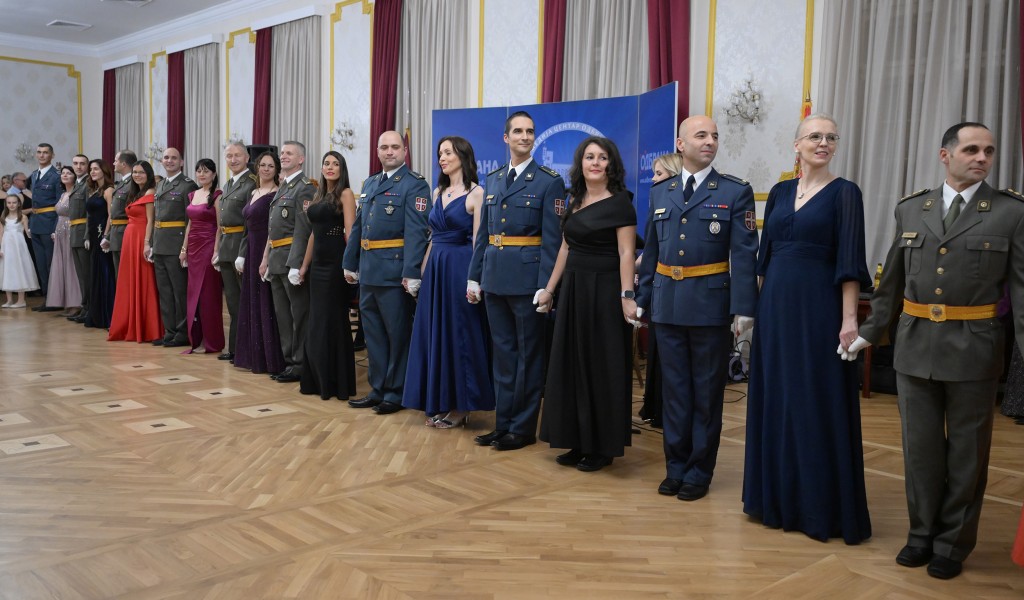 Очување војне традиције кроз Официрски бал у Дому Војске Србије